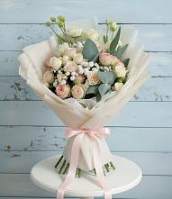 Букет цветов из:  Розы и Лизиантусы в Афанасово