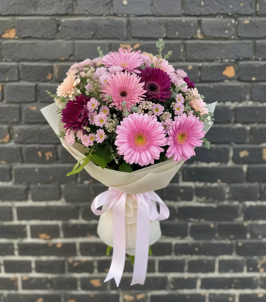 Букет цветов из: Герберы и Хризантемы в Афанасово
