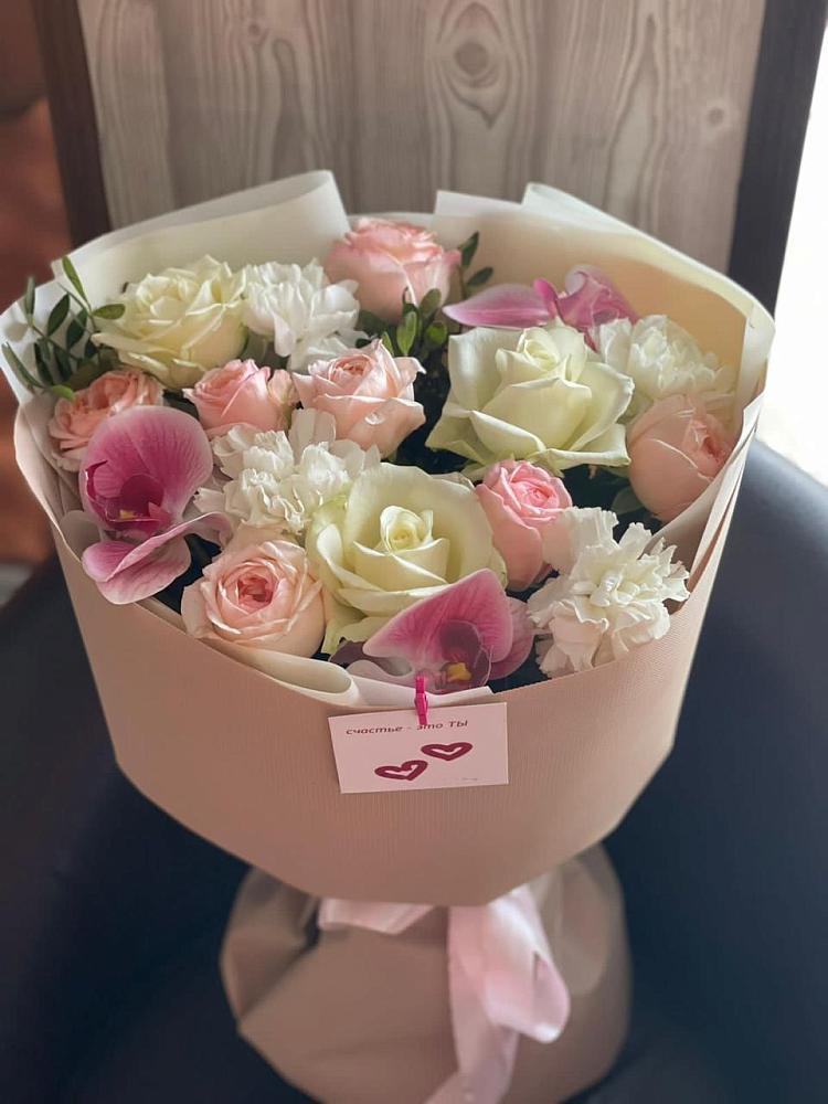 Букет цветов из: Орхидеи, Розы и Гвоздики в Афанасово