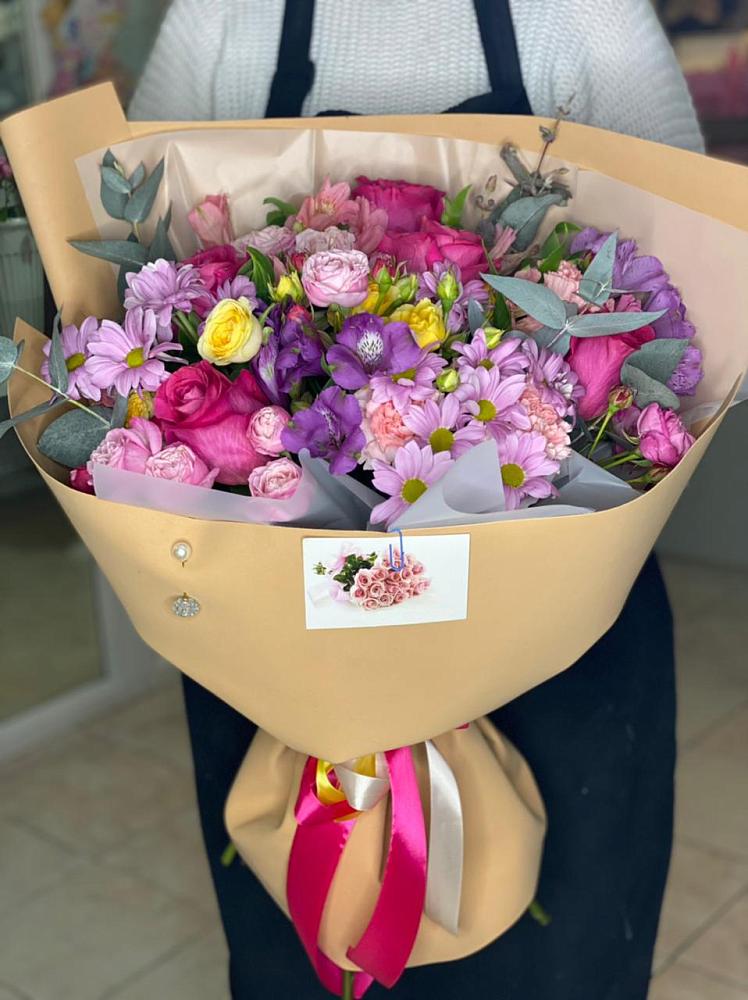 Букет цветов из: Хризантемы, Гвоздики и Альстромерии в Афанасово