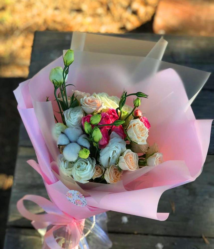 Букет цветов из: Розы и Лизиантусы в Афанасово