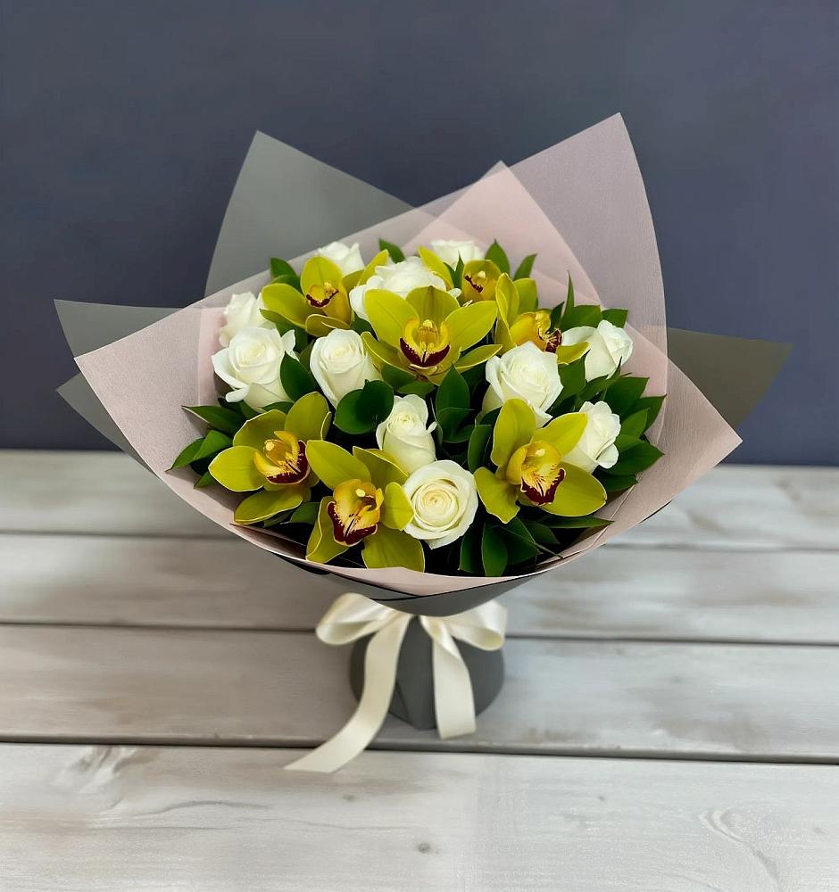 Букет цветов из: Орхидеи и Розы в Афанасово