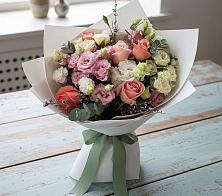 Букет цветов из:  Розы, Лизиантусы и Гвоздики #REPLACE_PRED# Афанасово