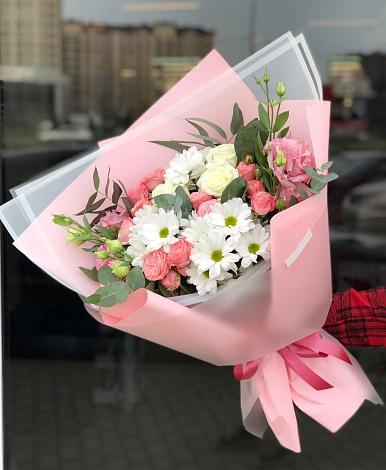 Букет цветов из: Розы, Лизиантусы и Хризантемы в Афанасово